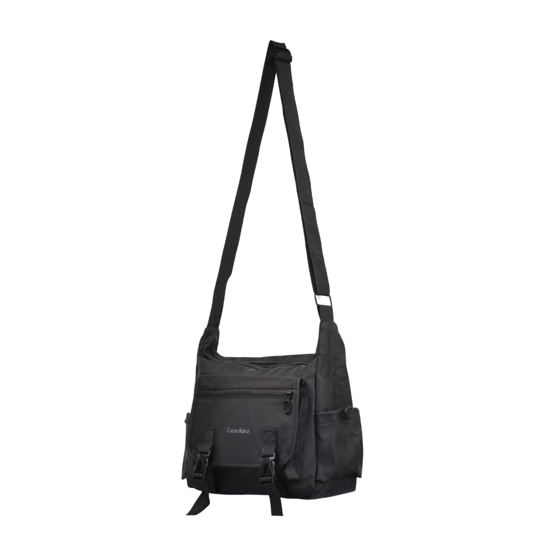 water resistant everyday messenger bag water resistant everyday messenger bag